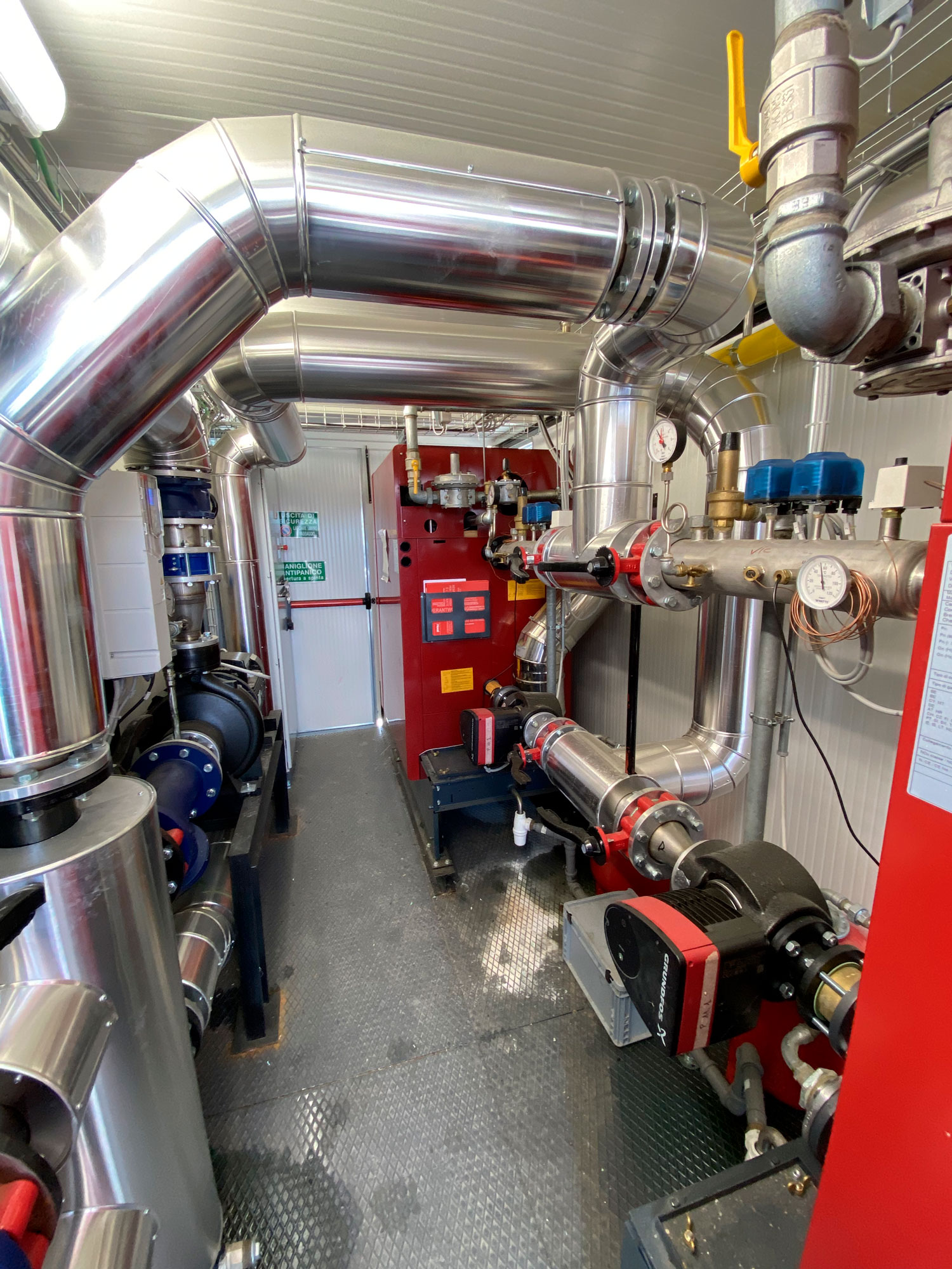 Interno della centrale termica